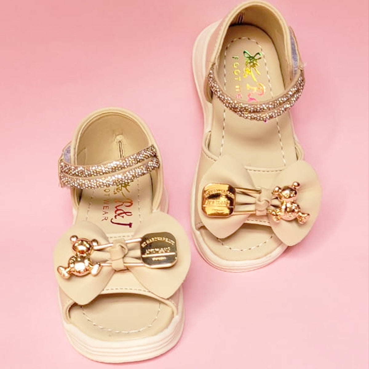 Girl Cream Color With Beer Pin Sandal
