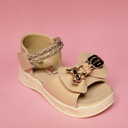 Girl Cream Color With Beer Pin Sandal